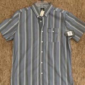 Men’s VOLCOM button down shirt